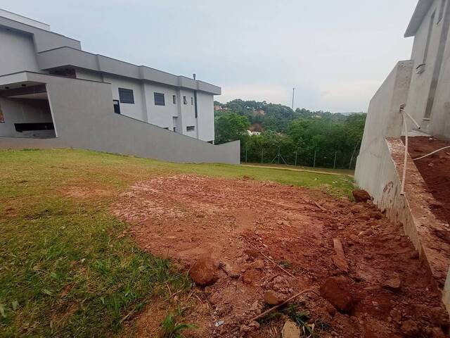 #130 - Terreno para Venda em Santana de Parnaíba - SP