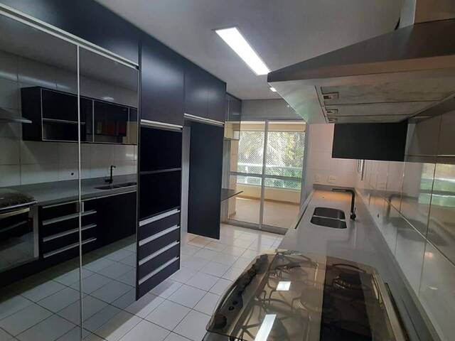 #214 - Apartamento para Venda em Santana de Parnaíba - SP