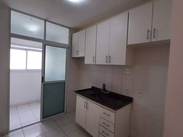 #215 - Apartamento para Locação em Barueri - SP