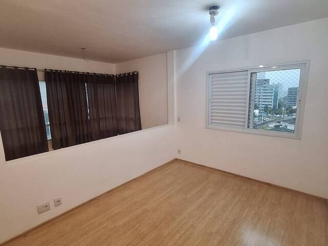 #226 - Apartamento para Locação em Barueri - SP