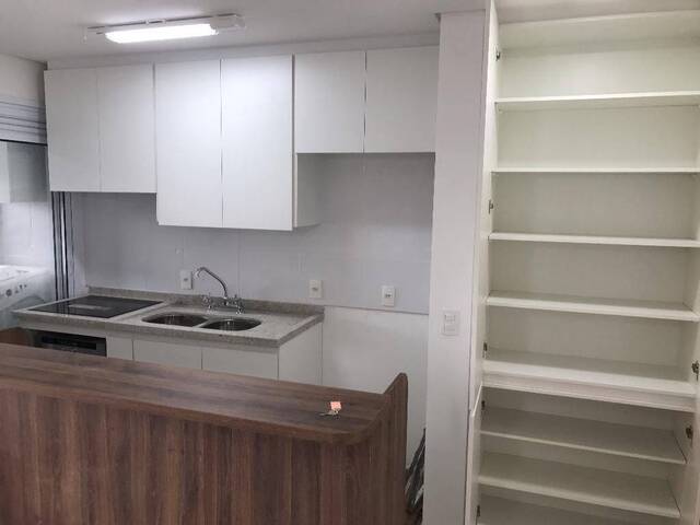 #250 - Apartamento para Locação em Barueri - SP